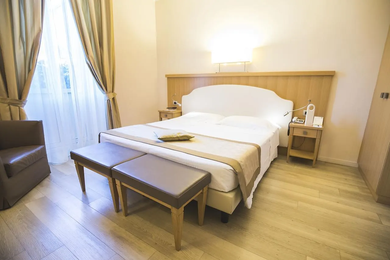 ****  Hotel Sirmione Terme Italie