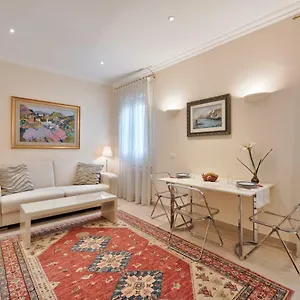 Apartment Romance In Rialto - Your House To Together 