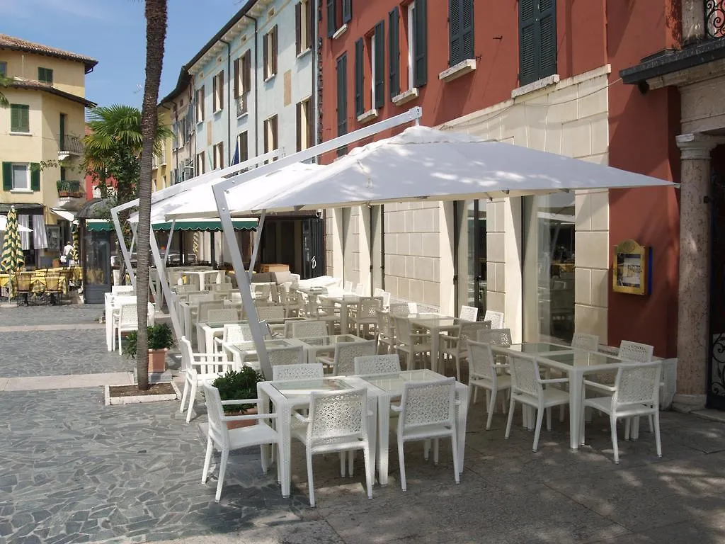 Hotel Sirmione Terme 4*,